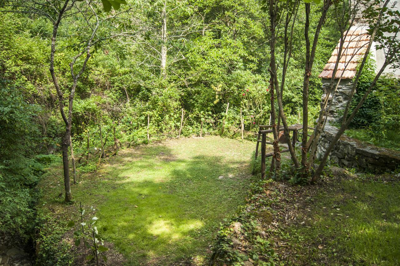Bed and Breakfast Secret Gardens Borgomaro Екстер'єр фото