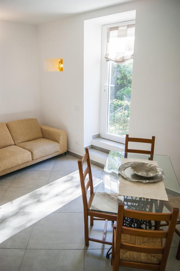 Bed and Breakfast Secret Gardens Borgomaro Екстер'єр фото
