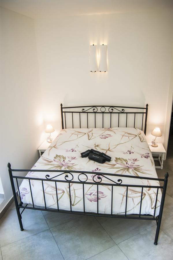 Bed and Breakfast Secret Gardens Borgomaro Екстер'єр фото