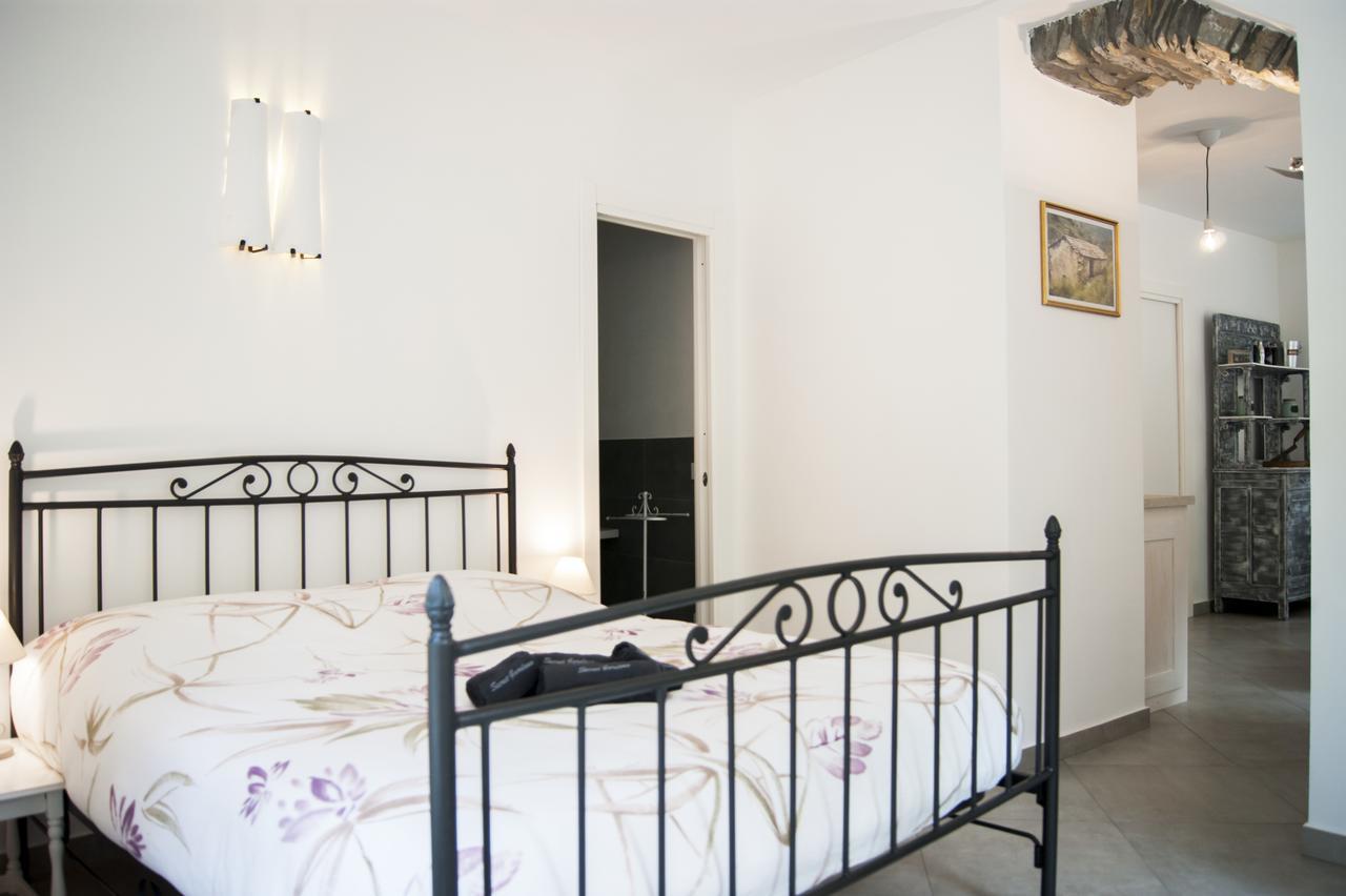 Bed and Breakfast Secret Gardens Borgomaro Екстер'єр фото